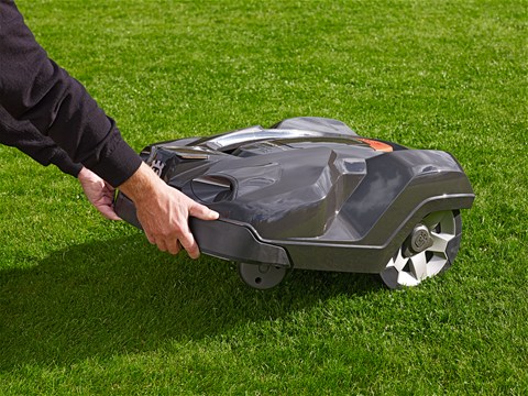 Robotska kosilica Husqvarna Automower 305 8